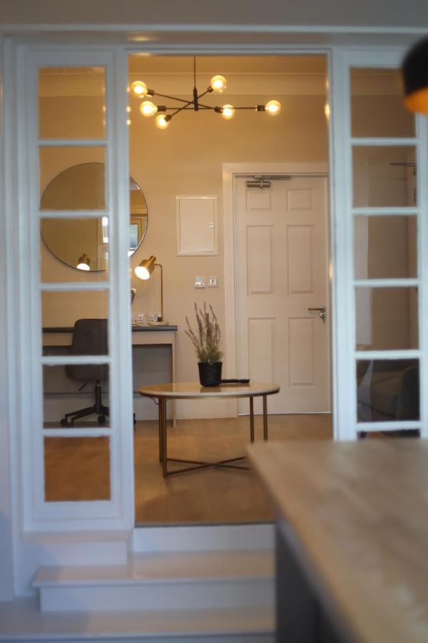 Crawford House- Scholarlee Living Apartments Cork Extérieur photo