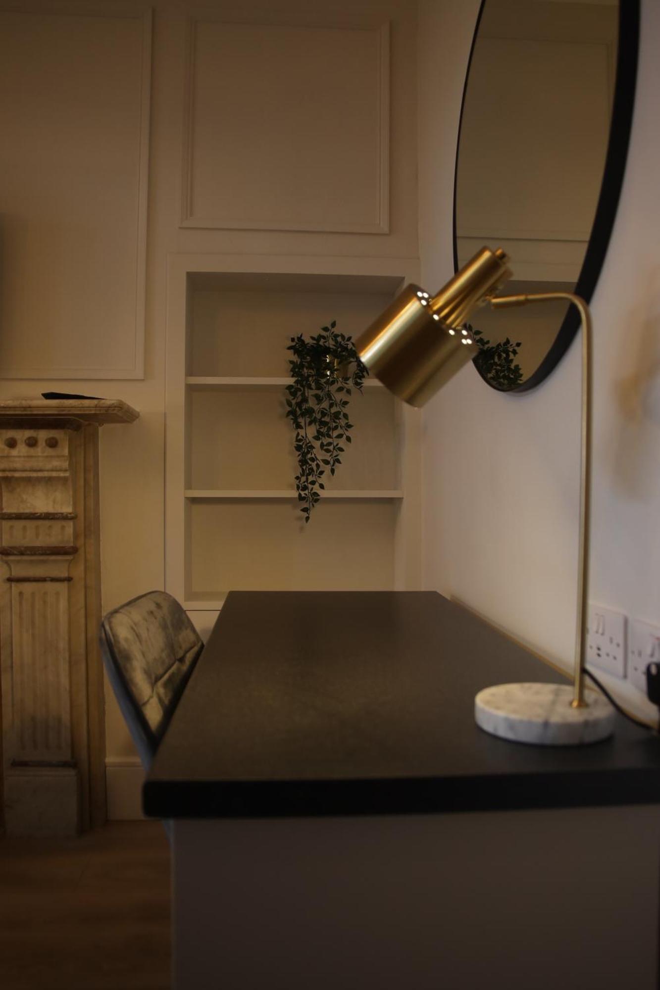 Crawford House- Scholarlee Living Apartments Cork Extérieur photo
